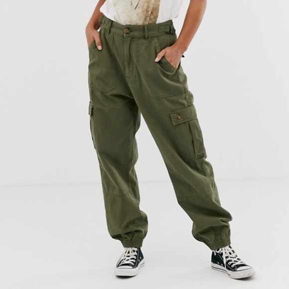 cargo jeans pull and bear